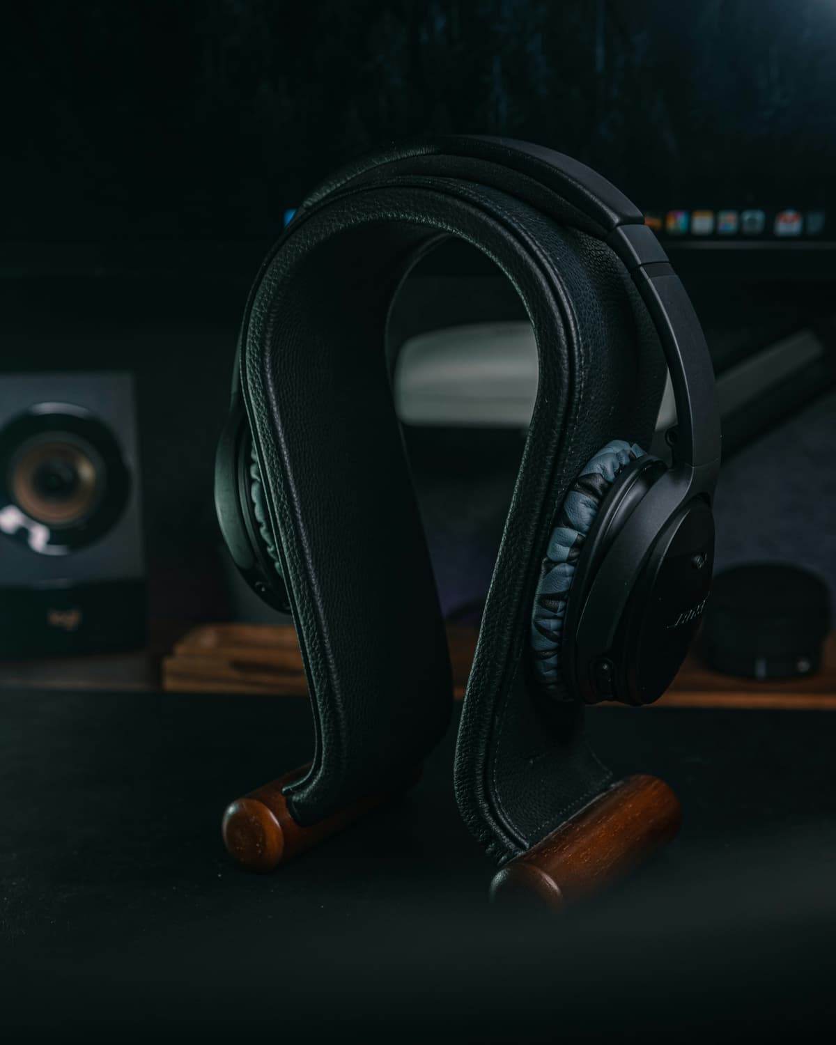Custom RGB Headphone Stand